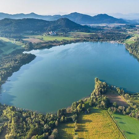 Hotel Seehof Sankt Georgen am Längsee Esterno foto