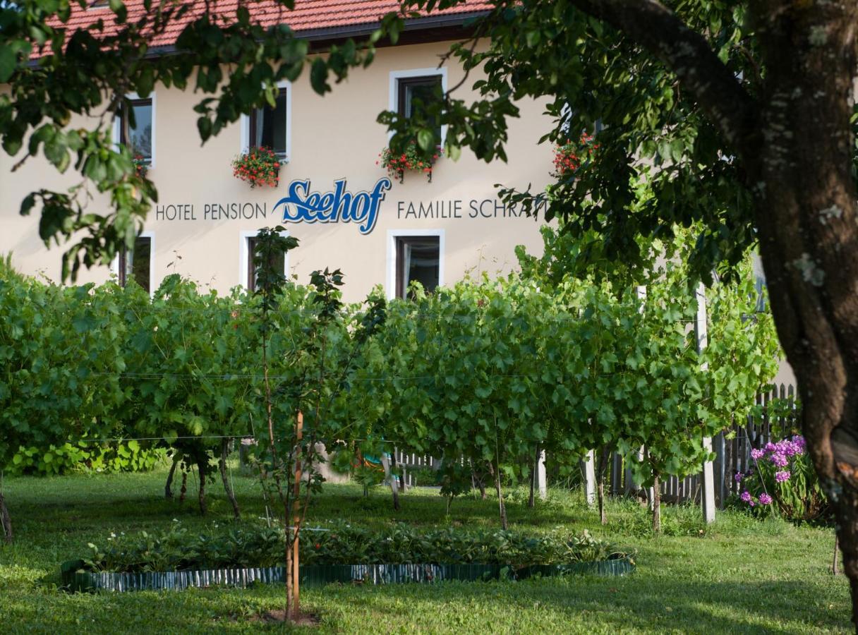 Hotel Seehof Sankt Georgen am Längsee Esterno foto