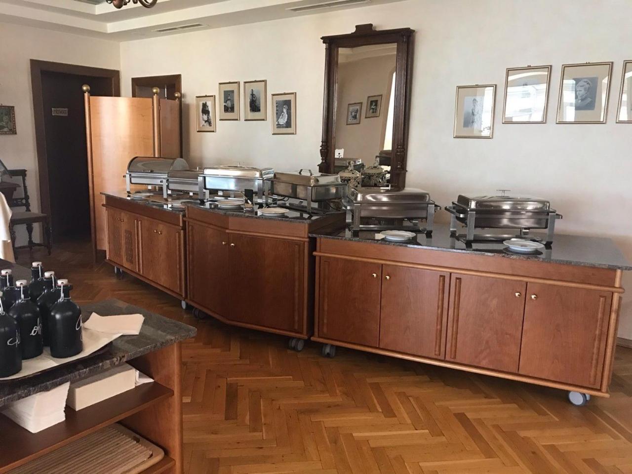 Hotel Seehof Sankt Georgen am Längsee Esterno foto